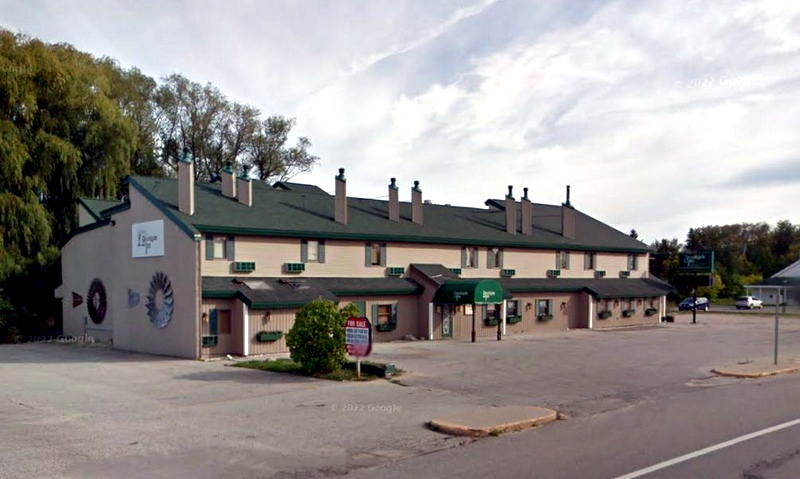 Brookside Inn - Hotel Frankfort - Street View (newer photo)